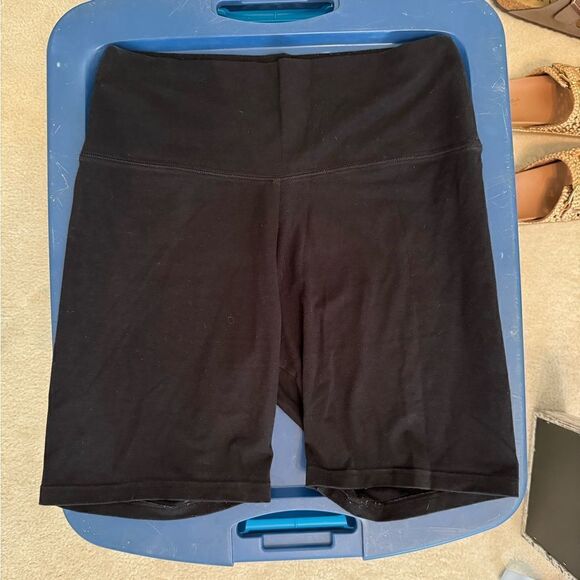 Aerie Biker Shorts L - Picture 1 of 3